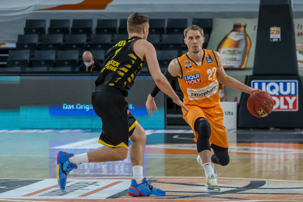 的是如何围 的是如何围