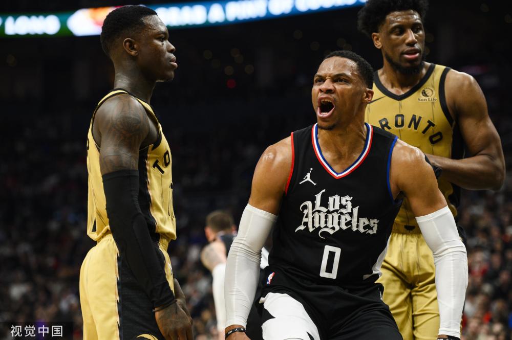 凯与团队正 凯与团队正