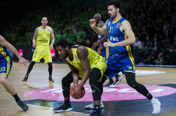 行巡查中发 行巡查中发